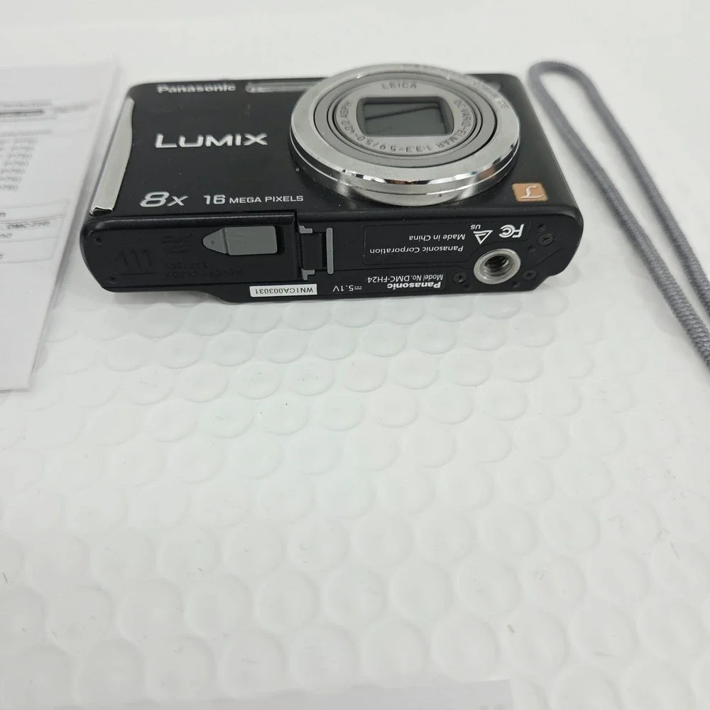 Panasonic Lumix DMC-FH24 Digital Camera Black Boxed w/ Charger For Parts Only